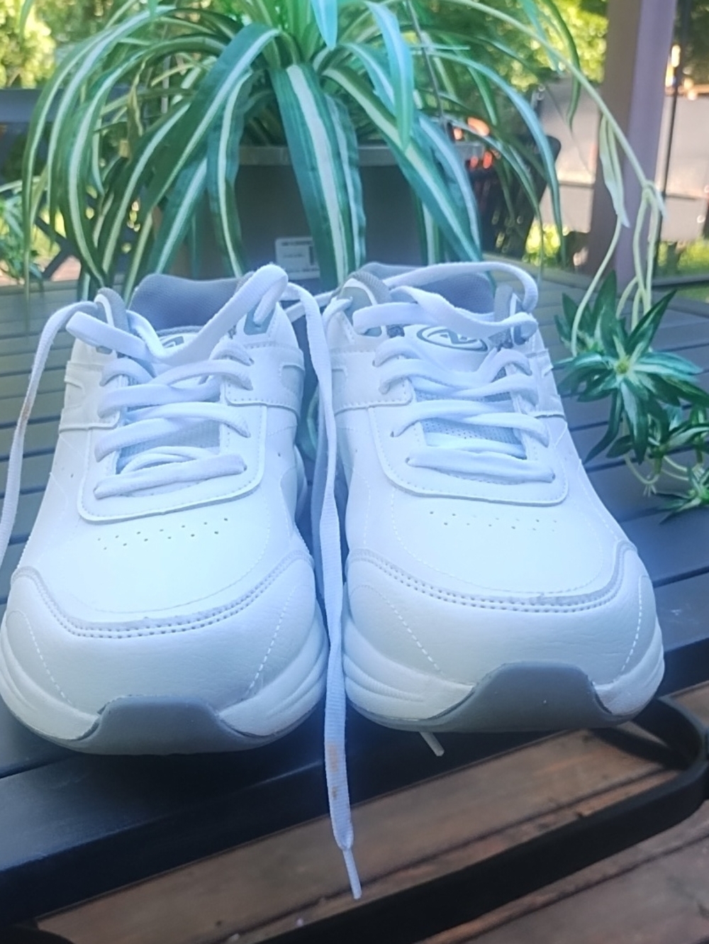 Men's all white shoes
